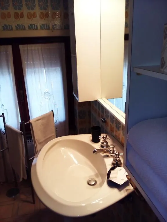 La Casa Di Ro Bed and Breakfast Roma