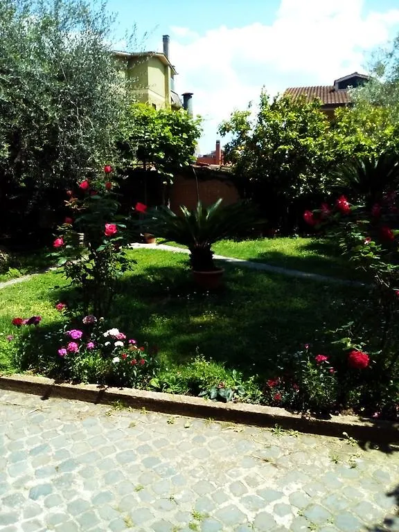 Bed & Breakfast La Casa Di Ro Bed and Breakfast Roma Italia